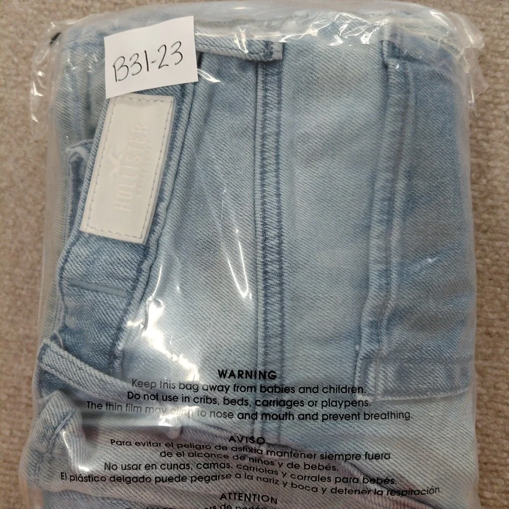 Hollister used good